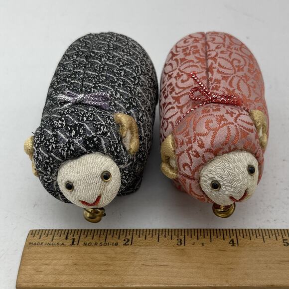 Lot of 2 Japanese Kimekomi Sheep Goat Ram Chinese Zodiac Figurine Doll 4.5" - Picture 13 of 13